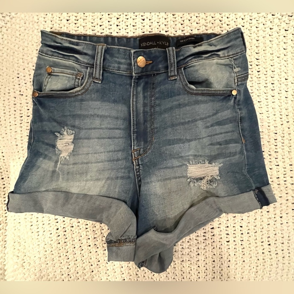 Kendall & Kylie The Icon Denim Shorts, High Rise Waist, Cuffed Hem; Size 5/27